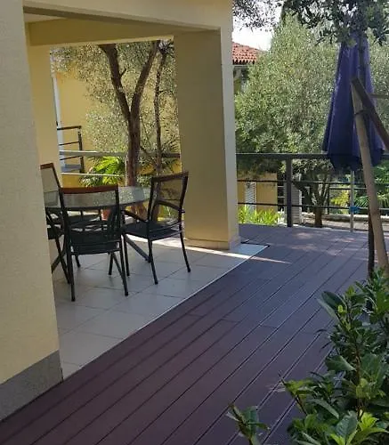 Gavza Luna Apartman *